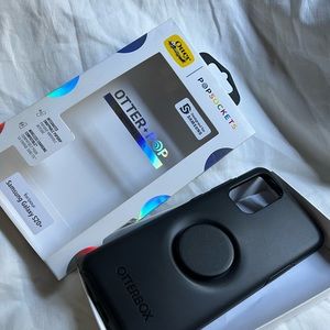 Otter box phone case s20+5g